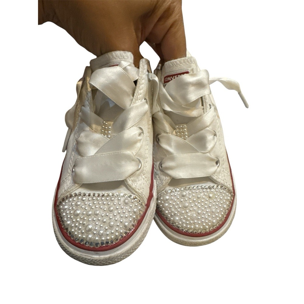 Converse‎ White Customized Bling Pearl Embellished Size 10 Child Sneaker